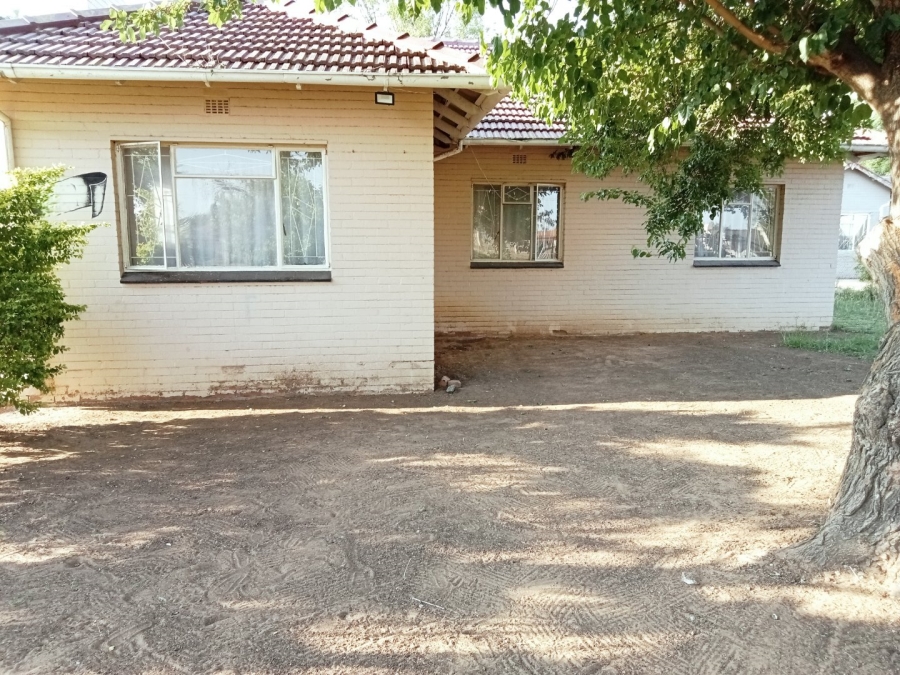 3 Bedroom Property for Sale in Reitzpark Free State